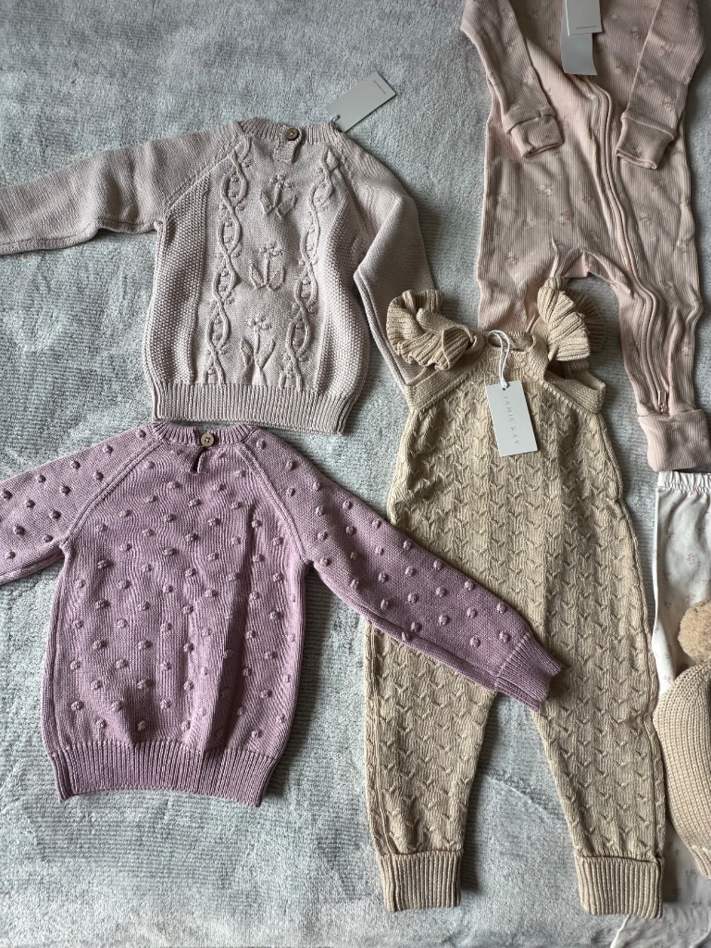 Jamie Kay Bundle - Picture 2 of 16
